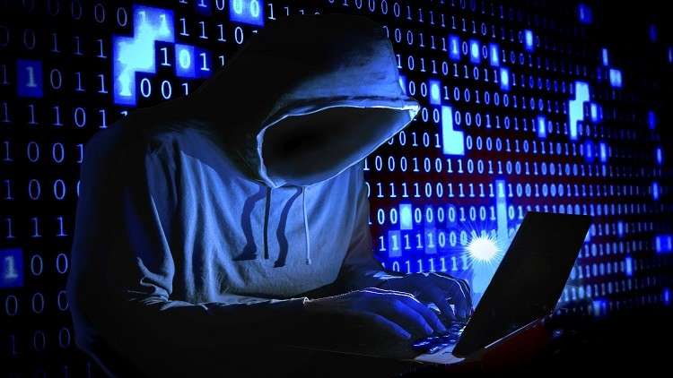 بلومبرغ: الصين تسللت عبر رقائق صغيرة لجمع معلومات سرية أمريكية