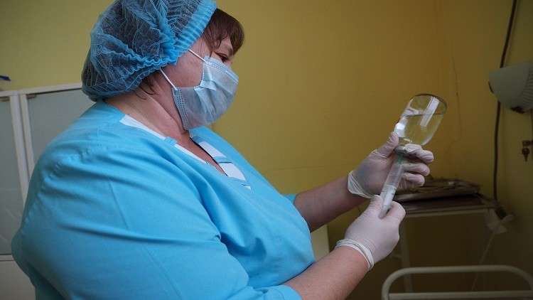 لندن تعلّق التعاون مع روسيا لتوريد خامات تدخل في تركيب مسكنات آلام السرطان