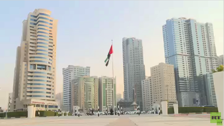 الحبس والغرامة لوافد عربي تعدى على خصوصية ممثلة إماراتية