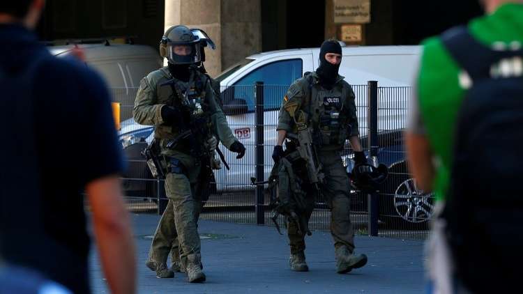 الشرطة الألمانية: محتجز الرهينة في كولونيا لاجئ سوري