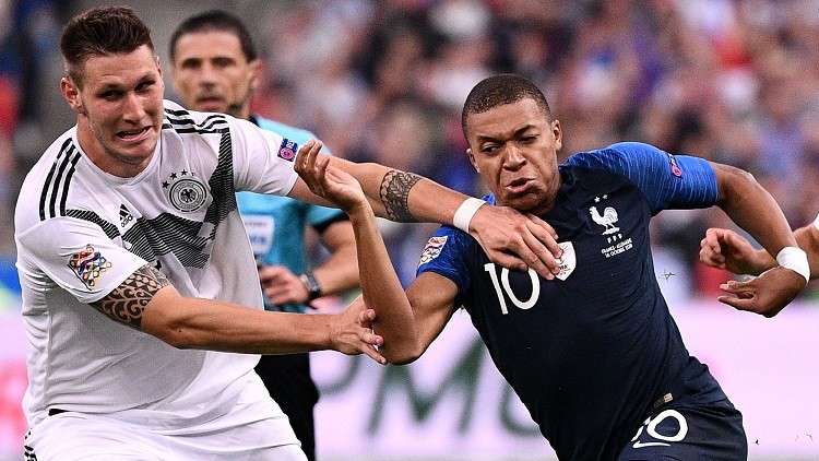 مبابي يتحول إلى عداء 100 متر في مباراة فرنسا وألمانيا (فيديو)