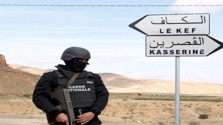 تونس.. قوات الأمن تقضي على مسلح يرتدي حزاما ناسفا شمال غرب البلاد (صور)