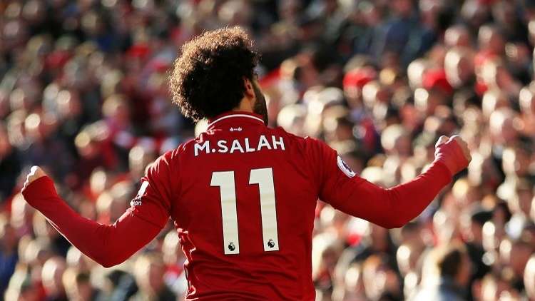 شاهد .. إصابة محمد صلاح في اليد!