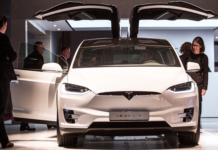 TESLA Model X