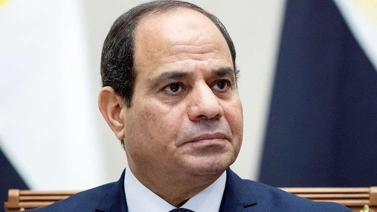السيسي يأمر بمراجعة قانون لتقييد نشاط الجمعيات الأهلية