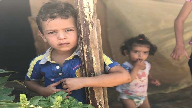 "حميميم": ثلث اللاجئين السوريين العائدين من الأردن ولبنان مرضى