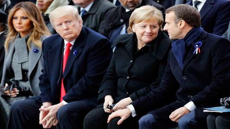 ماكرون: اليورو ليس بديلا للدولار