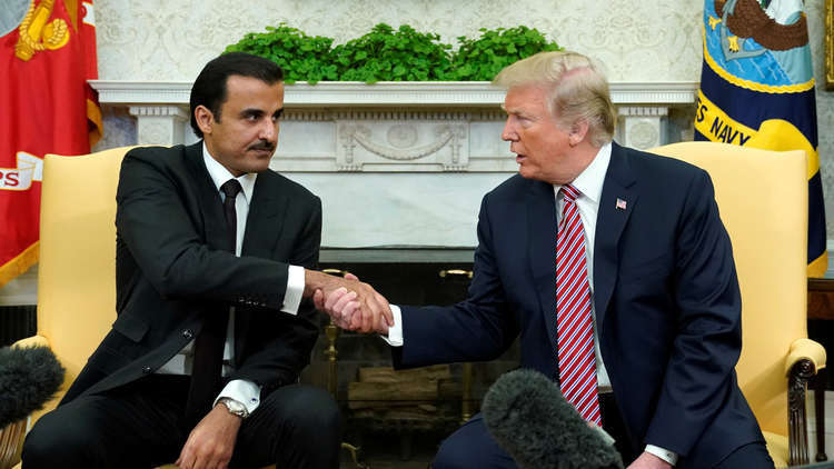 أمير قطر يعزي ترامب