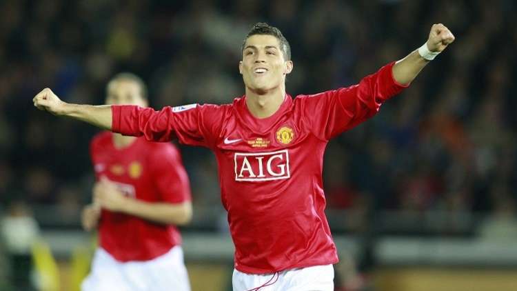 في مثل هذه اليوم عام 2007.. رونالدو هز شباك فريقه الأول في دوري الأبطال