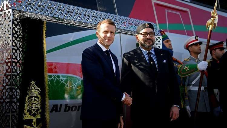 الملك المغربي يتضامن مع فرنسا في "ظرفها العصيب"