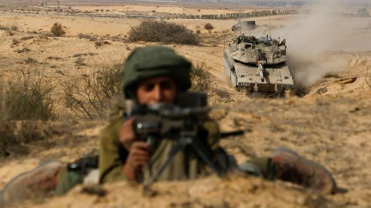 إسرائيل تطلق منطادا مجهزا بكاميرات لمراقبة جنوب لبنان