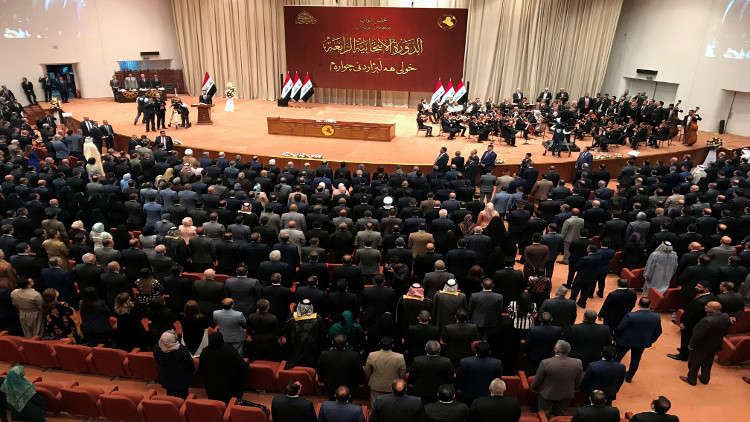 العراق.. وزيران مهددان بفقدان منصبيهما في حكومة عبد المهدي