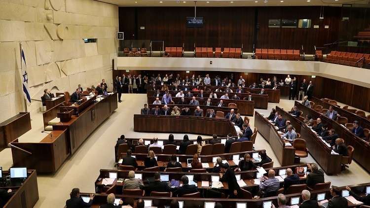 الكنيست الإسرائيلي يصادق على قانون طرد عائلات "منفذي العمليات"