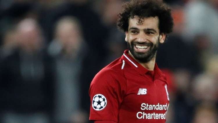 شاهد.. الفرعون صلاح يكافئ مشجع ليفربول الكفيف