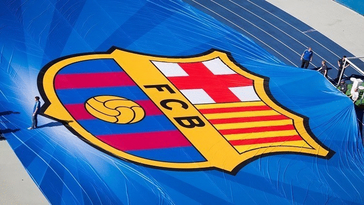 مدافع فالنسيا على أعتاب برشلونة
