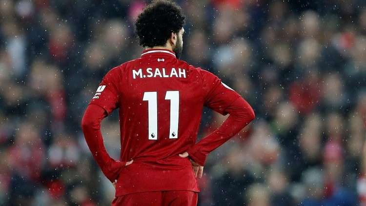 وزير مصري يعد بمفاجأة صلاح!
