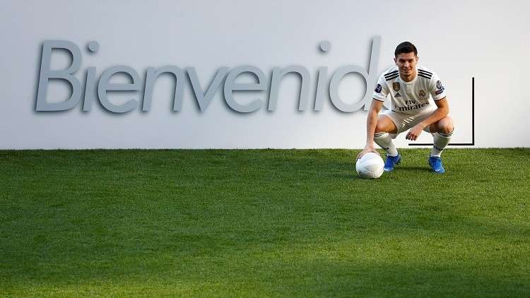 رسميا.. ريال مدريد يقدم لاعبه الجديد إبراهيم (فيديو)