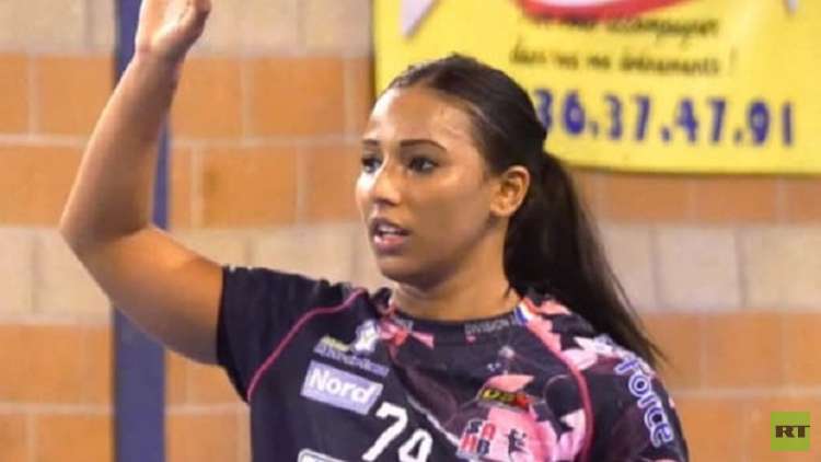 لاعبة كرة يد مصرية لـRT: التجاهل وعدم وجود منتخب للسيدات سبب تفكيري في التجنيس