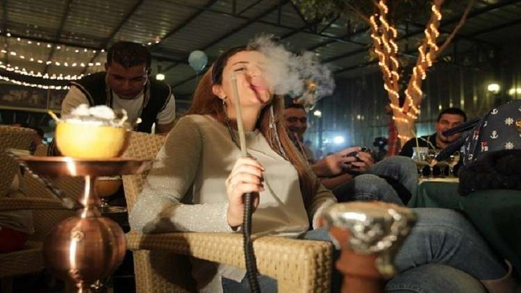 مصر.. قانون جديد يضع شرطا لتقديم 
