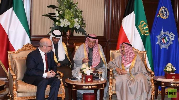 أمير الكويت يستقبل وفدا إعلاميا من قناة "RT"