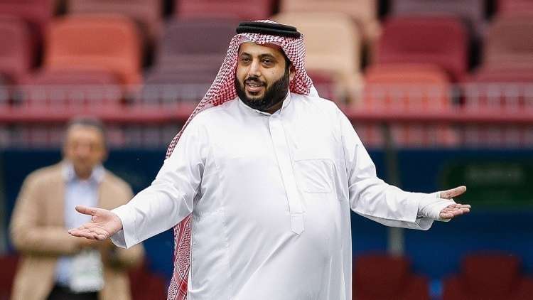 آل الشيخ يدرس بناء ملعب لنادي بيراميدز