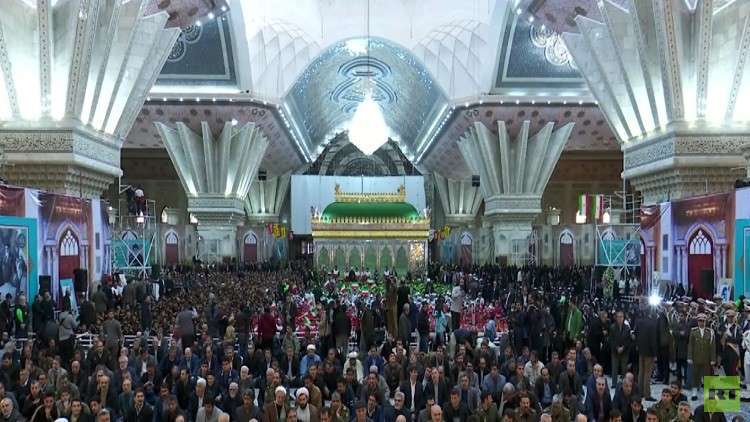 إيران تحيي الذكرى الـ 40 لثورة الخميني