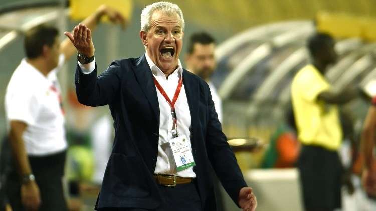 مدرب "الفراعنة" يراقب 5 لاعبين مصريين في قطر