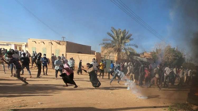 "تجمع المهنيين السودانيين" يتحدى الطوارئ ويعلن عن جدول جديد للمظاهرات