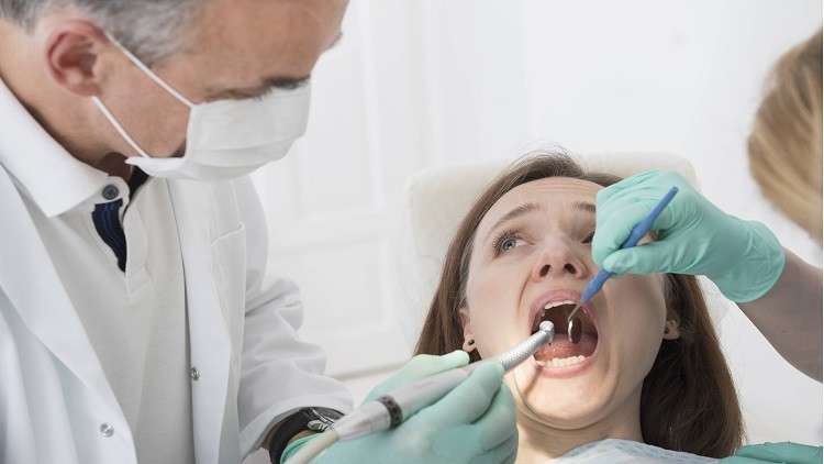 اكتشاف مشكلة قاتلة في تجويف الفم 