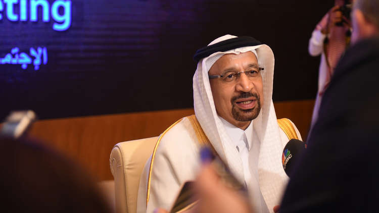 الفالح يكشف عن حزمة مشاريع ستوفر آلاف الوظائف للسعوديين