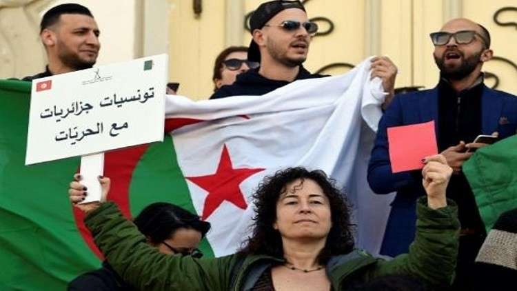 مظاهرة في تونس ضد ترشح بوتفليقة لولاية خامسة!