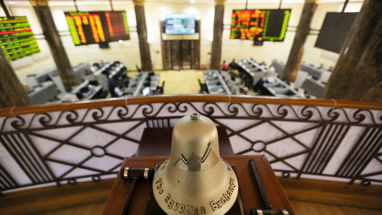 الأوقاف المصرية تدرس الاستثمار في البورصة 