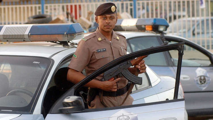السعودية.. إمام مسجد يتعرض لعملية طعن قبل صعوده المنبر 