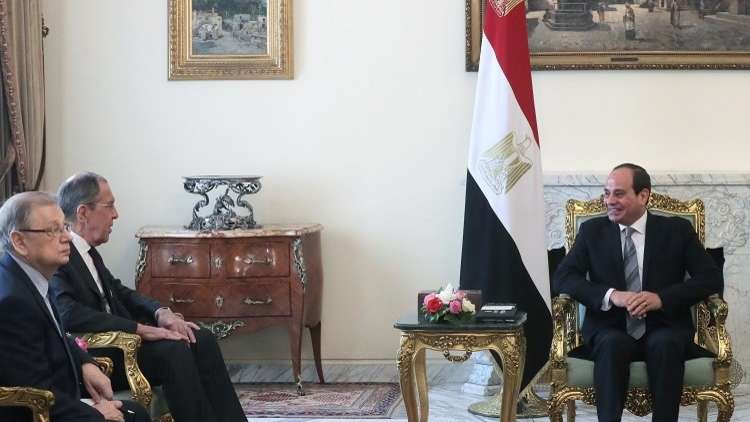 الرئيس المصري يستقبل لافروف في القاهرة