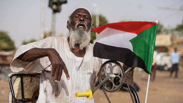 بلاد بلا رئيس وبرلمان ودستور