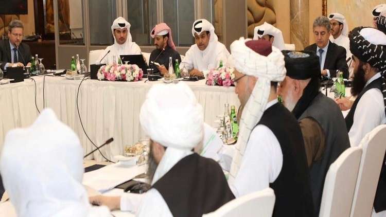 لأول مرة.. وفد طالبان يضم نساء للتفاوض في قطر