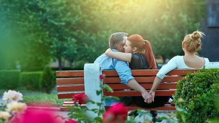 دراسة: النساء أكثر قدرة على إخفاء الخيانة والرجال تفضحهم وجوههم!