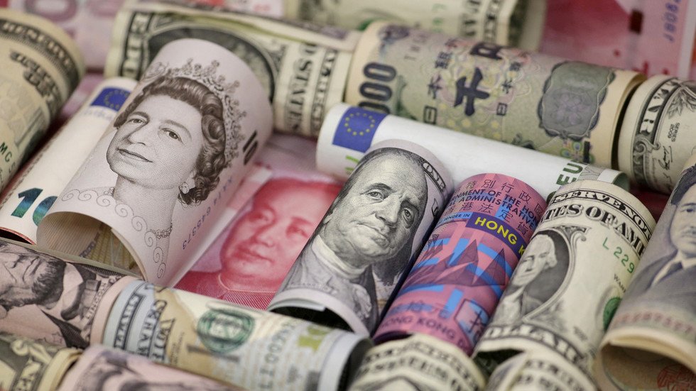الجنيه الإسترليني ثابت بعد عرض ماي بشأن 