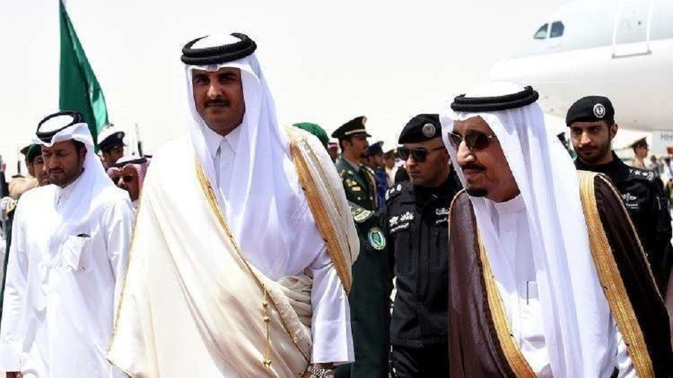 قطر تتلقى دعوة لحضور القمة الخليجية الطارئة في مكة