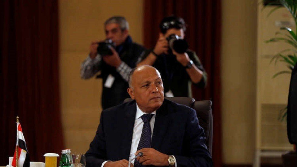 وزير الخارجية المصري يستعد لحضور قمة مكة