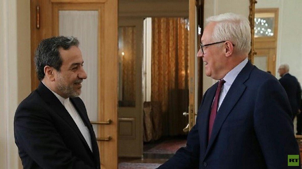 موسكو تبحث مع طهران سبل إنقاذ الاتفاق النووي 