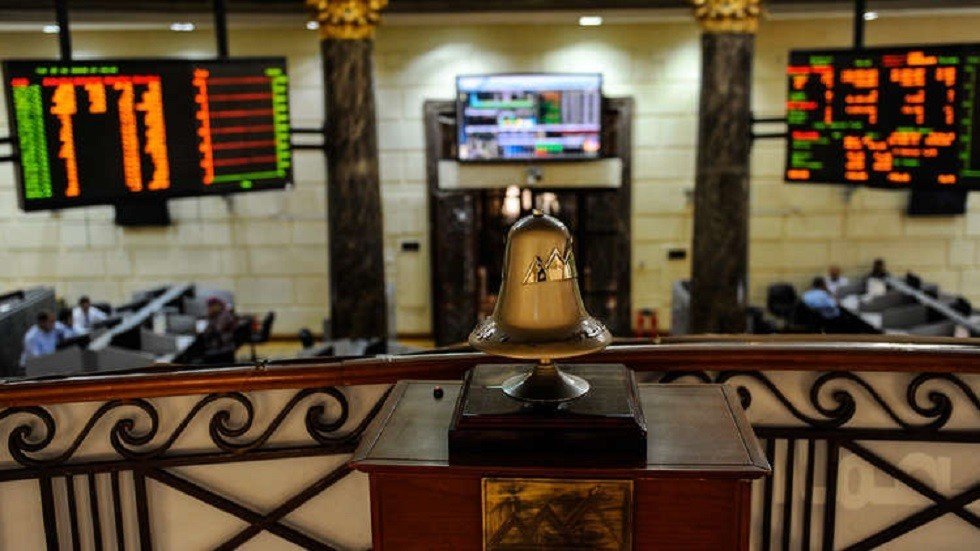 خسائر بالمليارات في البورصة المصرية