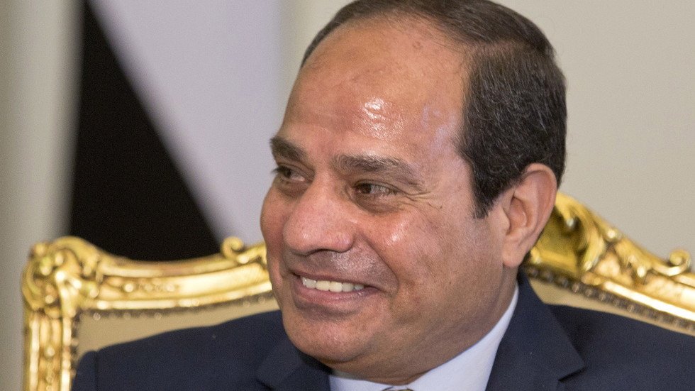 السيسي يوافق على قرض تتجاوز قيمته 230 مليون دولار
