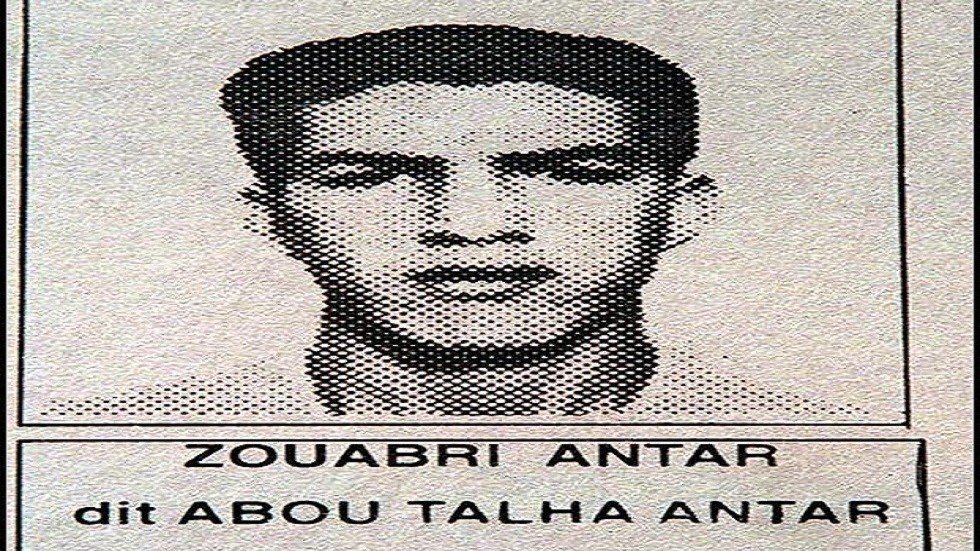 الجزائر.. توقيف قريبين لأخطر إرهابيي 