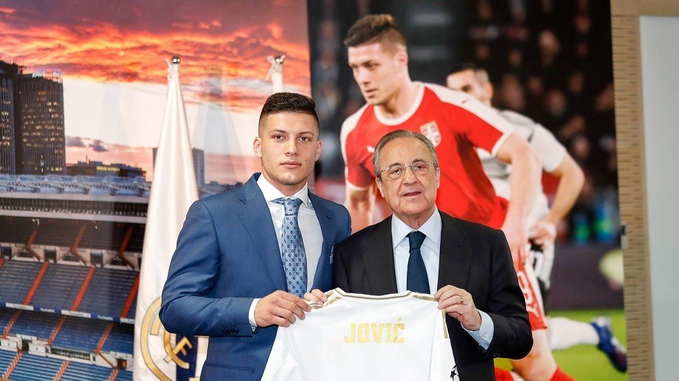 شاهد.. ريال مدريد يقدم لاعبه الجديد لوكا يوفتش