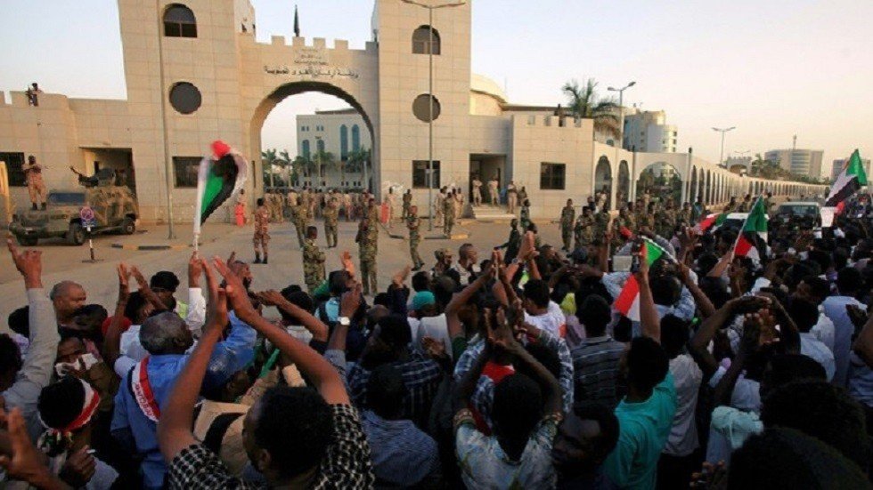 السودان.. أنباء عن إحباط محاولة انقلاب على المجلس العسكري