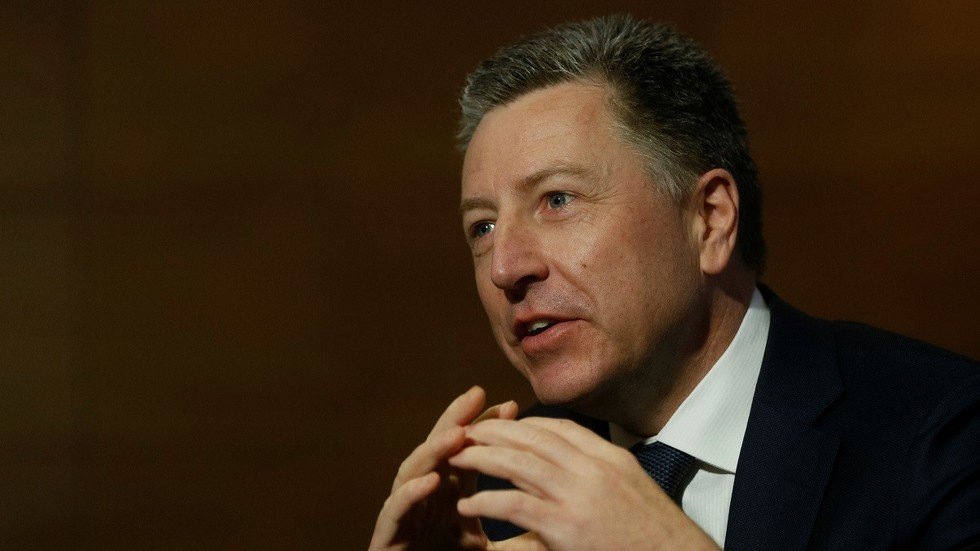 مبعوث واشنطن: على أوكرانيا البدء في شراء الأسلحة الأمريكية