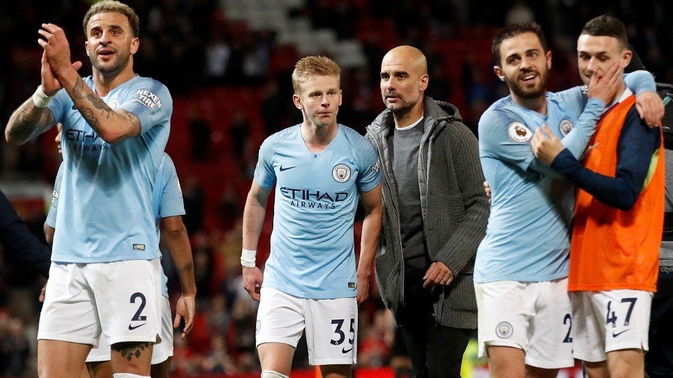 مانشستر سيتي يمدد عقد نجمه لثلاثة أعوام 
