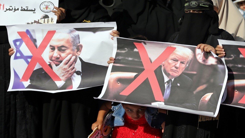 المسودة الأولية لبرنامج مؤتمر البحرين.. تمثيل ضعيف رغم حضور صهر ترامب 