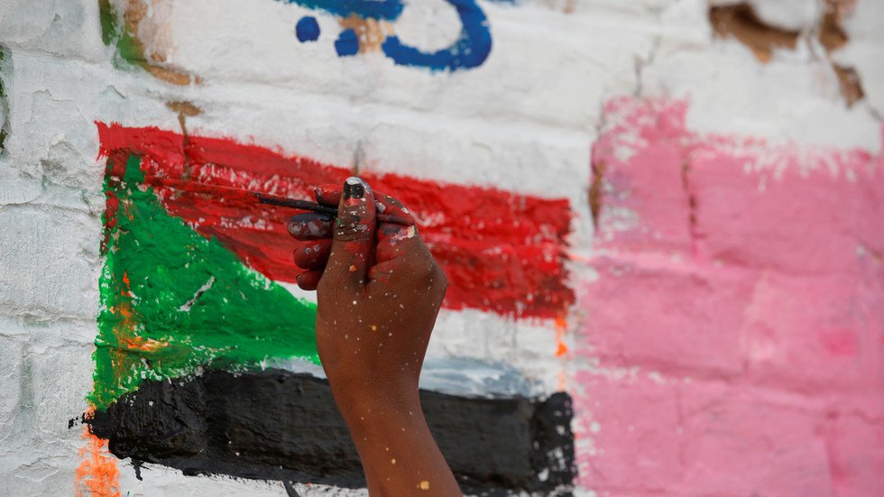 واشنطن تدعو إلى سلمية الحراك ووقف الهجمات على المدنيين في السودان